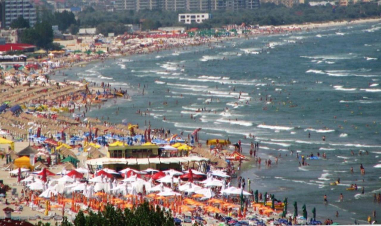 Lake Apartments Solid Mamaia Exterior photo